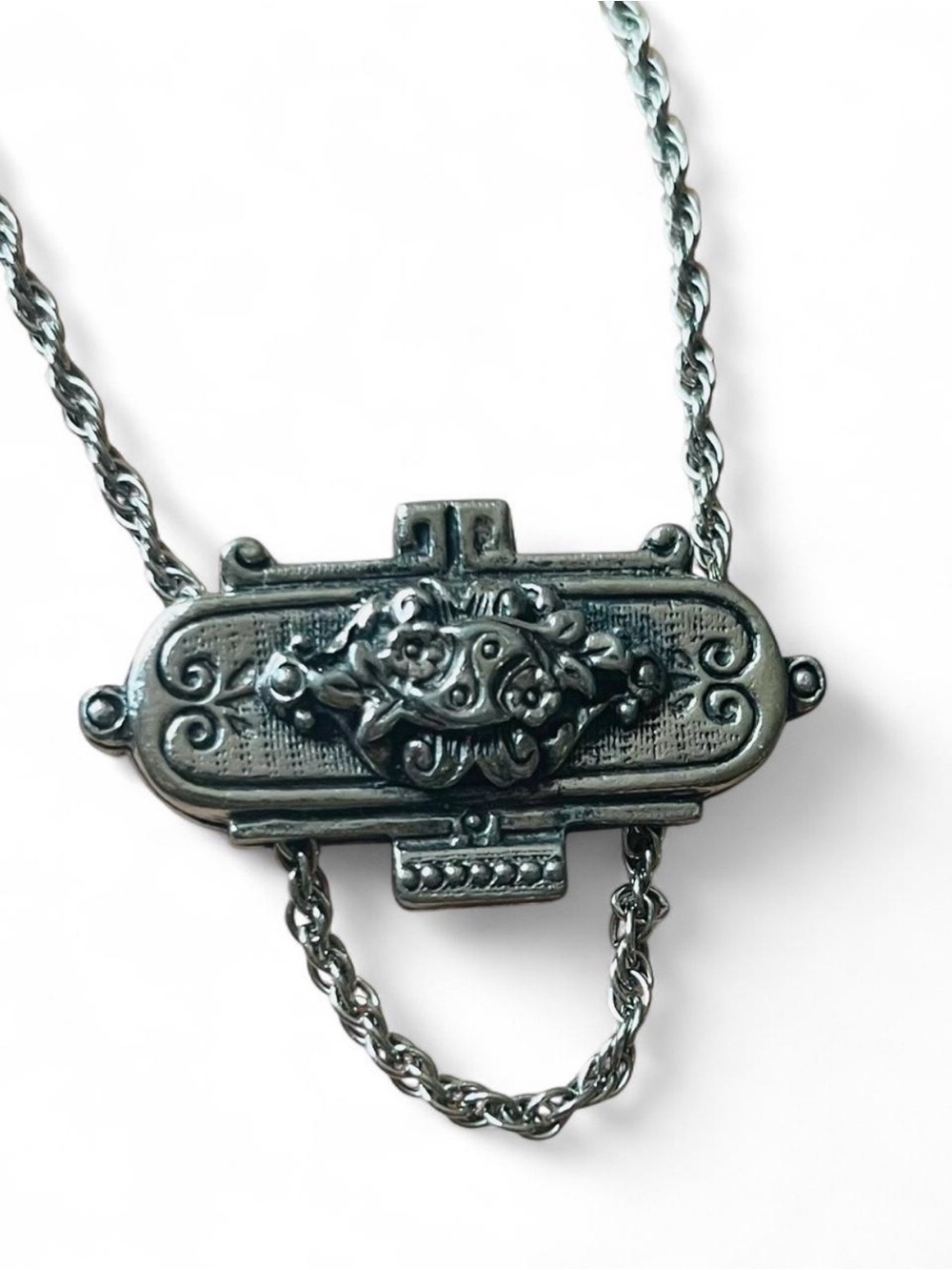 Goldette Goddess Necklace